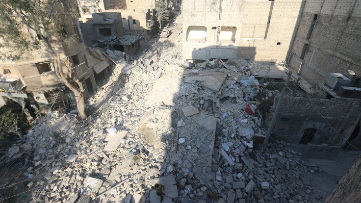 Ümran ve ailesinin bombardımanda yıkılan evi. Fotoğraf: Abdalrhman Ismail/Reuters