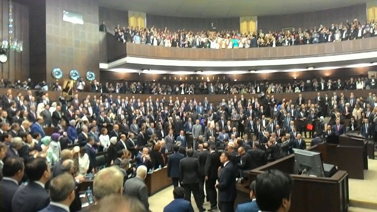 AK Parti grup toplantısına ilgi yoğun oldu. (Fotoğraf: Hülya Karabağlı)
