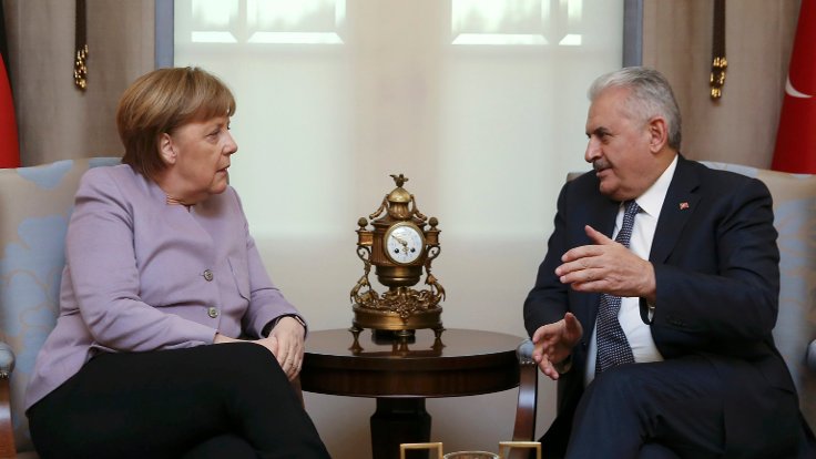 Merkel, Cumhurbaşkanı Erdoğan'ın ardından Başbakan Yıldırım'la da görüştü.