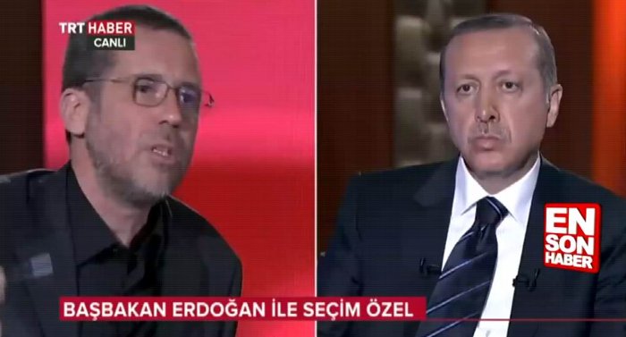 2014'te Erdoğan'a "Bazen daha hayal kurmayı bitirmeden siz o işi yapmış oluyorsunuz" diyen Hakan Albayrak 1.5 yıl sonra dile getirdiği küçük itirazlar nedeniyle tasfiye edildi.
